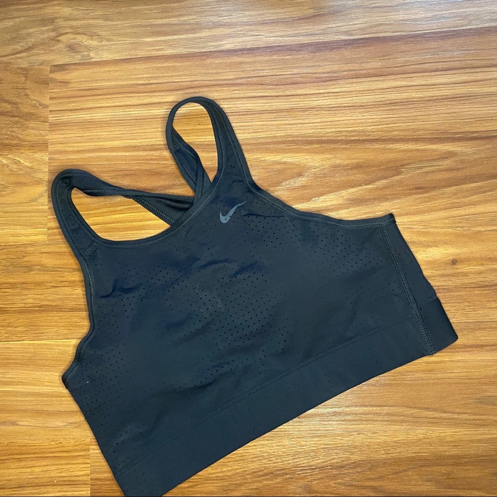 Nike sports bra - Black -NWOT - Medium